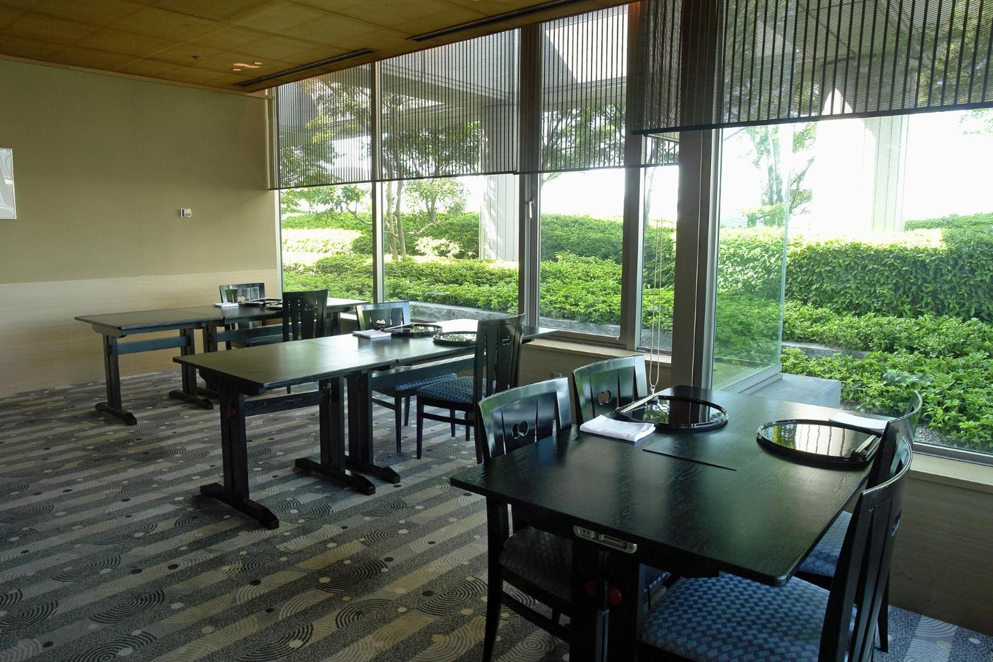 Rihga Royal Hotel Hiroshima Exterior photo