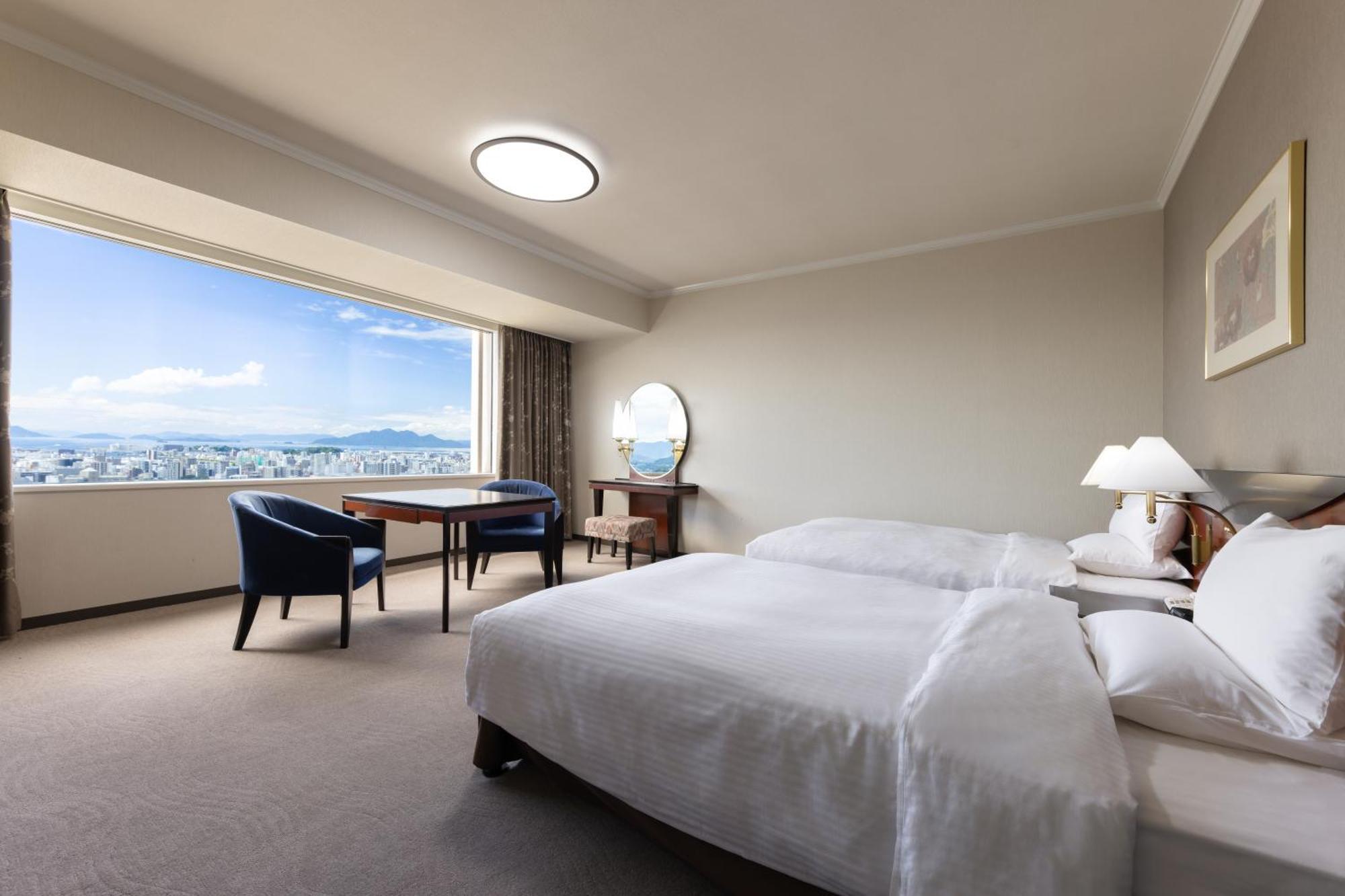 Rihga Royal Hotel Hiroshima Exterior photo