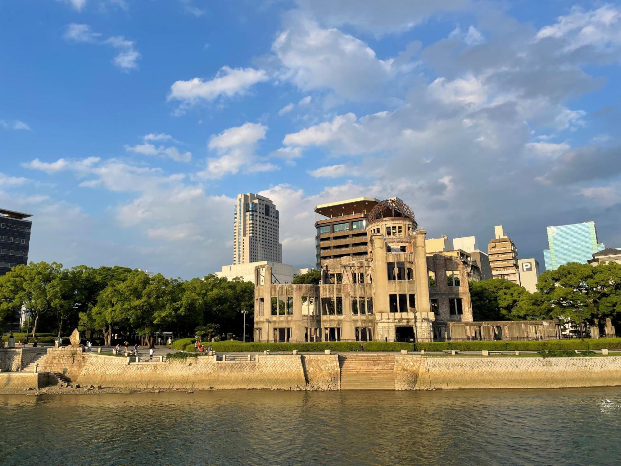 Rihga Royal Hotel Hiroshima Exterior photo